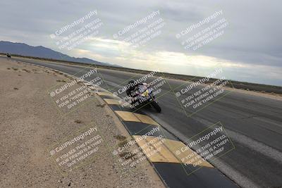 media/Sep-21-2025-Race Pace (Sun) [[98bf33ef95]]/Verified/3-Turn 11 Inside (850am)/